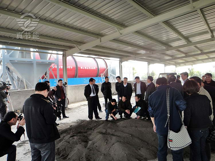 生活污泥烘干機現(xiàn)場 生活污泥烘干機現(xiàn)場